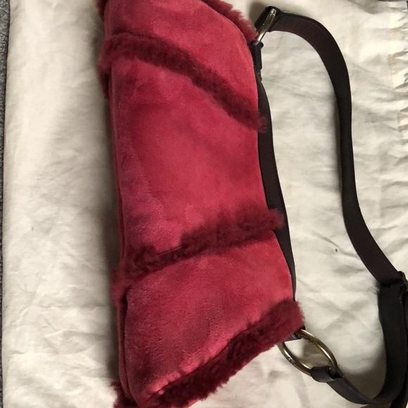 UGG red suede/ shearling purse - Picture 6 of 6